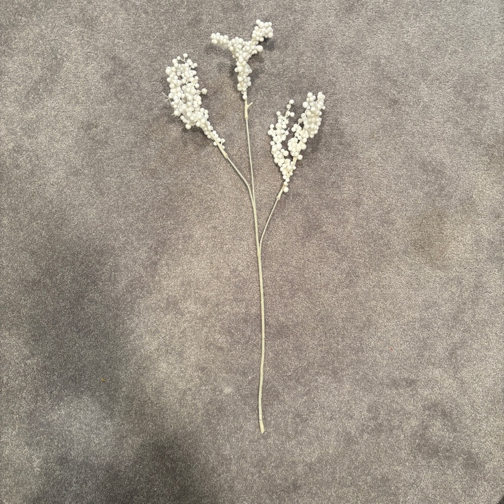12ct 28” White Winter Berry Christmas Floral Stems Picks